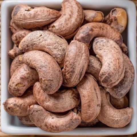 Roasted & Salted Cashew Nuts with Testa
